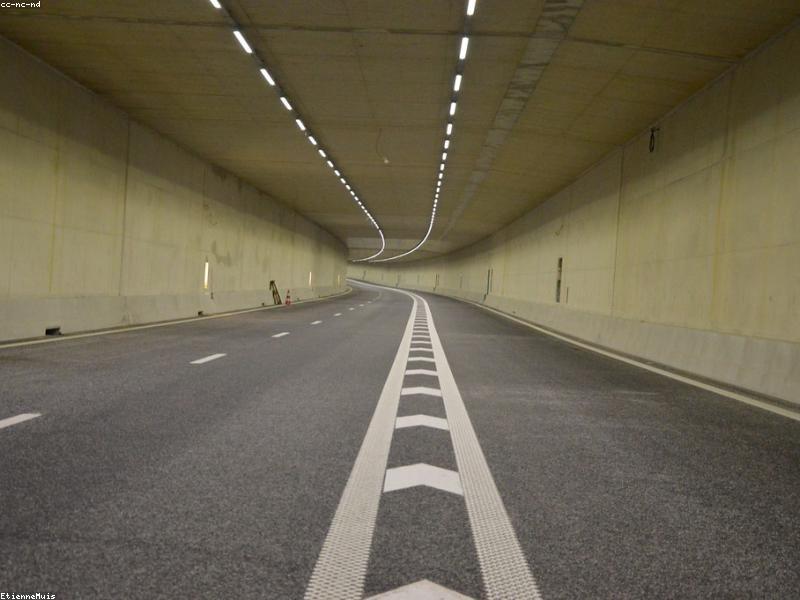 Urgent light transport